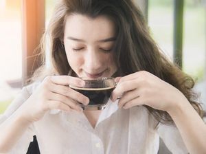 Menolak Tua! Ini Takaran Minum Kopi yang Bikin Awet Muda