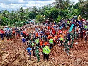 6 Korban Longsor Cilacap Ditemukan, Tim Gabungan Terus Lakukan Pencarian