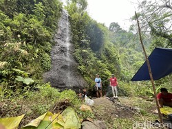 Menikmati Keindahan Air Terjun Tretes di Pegunungan Muria