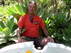 Video Kisah Menegangkan Peselancar Australia Diserang Hiu!