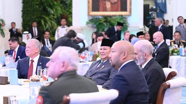 Presiden Prabowo Subianto menjamu Raja Kerajaan Yordania Hasyimiah, Raja Abdullah II ibn Al Hussein, dalam jamuan santap malam kenegaraan dalam suasana hangat dan kehormatan di Istana Negara, Jakarta, Jumat (14/11/2025).