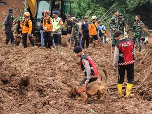 Update Korban Longsor di Cilacap: 13 Tewas, 10 Masih Dicari