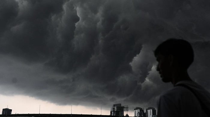 Jakarta Tetap Lakukan Modifikasi Cuaca Sampai 22 Januari 2026