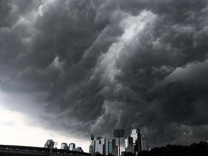 BMKG: Potensi Cuaca Ekstrem Masih Berlanjut di Wilayah Ini