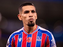 Bek Crystal Palace Ini Impikan Gabung MU Meski Tak Lagi Muda