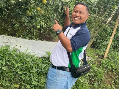 Banting Setir Jadi Petani, Narji: Jangan Pandang Sebelah Mata!