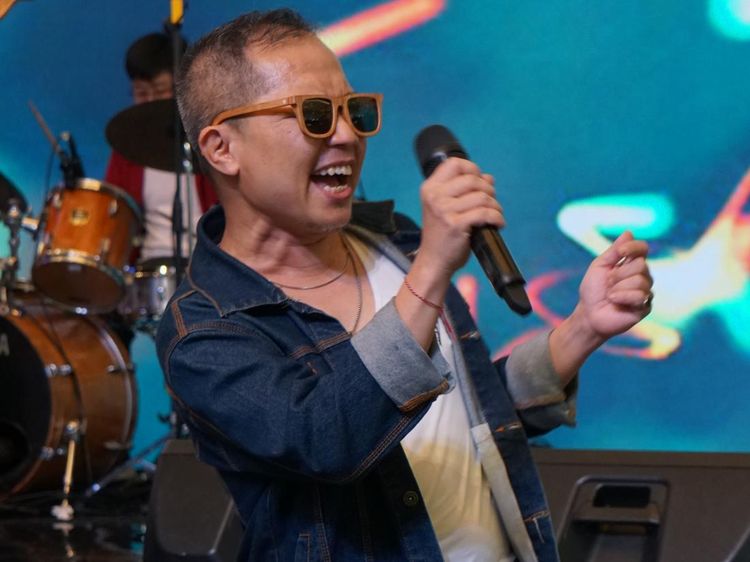 Sandhy Sondoro: Rekonsiliasi Hati atas Cinta dan Perpisahan