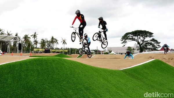 Melihat Sirkuit BMX Muncar Banyuwangi Berstandar Olimpiade di Asia Tenggara