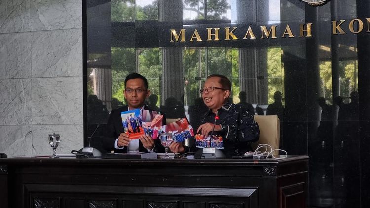 Hakim MK Arsul Sani Tegaskan Tak Akan Balas Tudingan Ijazah Palsu