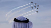 Atraksi Udara Spektakuler Warnai Pembukaan Dubai Airshow 2025