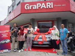 Beli Paket SIMPATI, Pelanggan di Sidoarjo Dapat BYD Dolphin dari Telkomsel