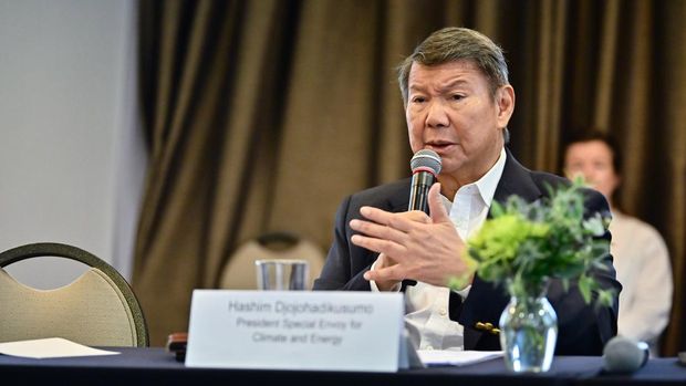 BNR Standard Chartered/Dentsu (2/5) - 11 Nov 2025