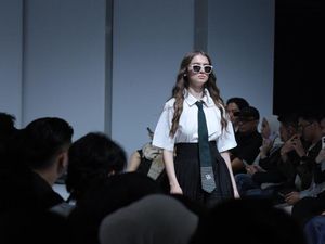 Dasi Kembali Jadi Tren, Desainer Lokal Beri Versi Wastra yang Unik