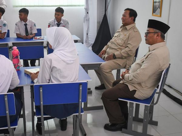 Prabowo Luncurkan Program Digitalisasi Pembelajaran Untuk Indonesia Cerdas
