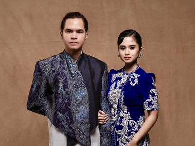 Gaya Modern Heritage Tissa Biani & Dul Jaelani di Pemotretan, Bak Prewedding