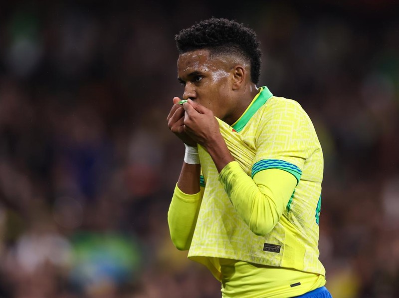 LONDON, ENGLAND - NOVEMBER 15: Estevao of Brazil celebrates their first goal during the International Friendly match between Brazil and Senegal at Emirates Stadium on November 15, 2025 in London, England. (Photo by Jacques Feeney/Offside/Offside via Getty Images)