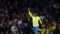 Pemain berusia 18 tahun itu menyumbang gol lagi untuk Selecao saat mengadapi Senegal di Emirates Stadium. (Foto: Catherine Ivill - AMA/Getty Images)