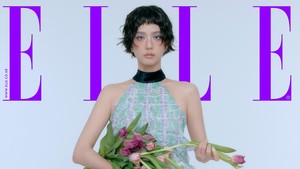 Gaya Jisoo BLACKPINK Debut Berambut Bondol, Sukses Bikin Pangling