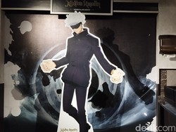 Menikmati Dunianya Penyihir di Jujutsu Kaisen Kafe