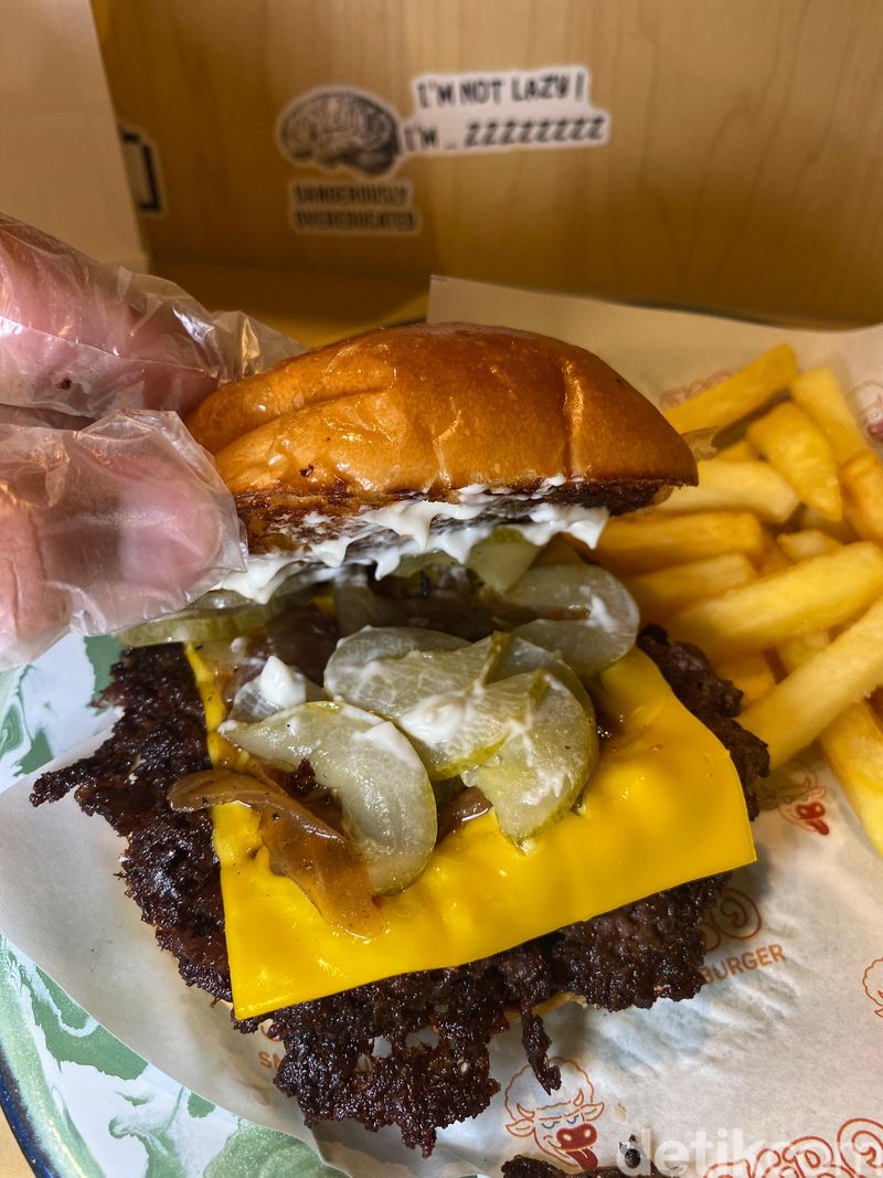 Kibo Smash Burger yang hidden gem di Kelapa Gading