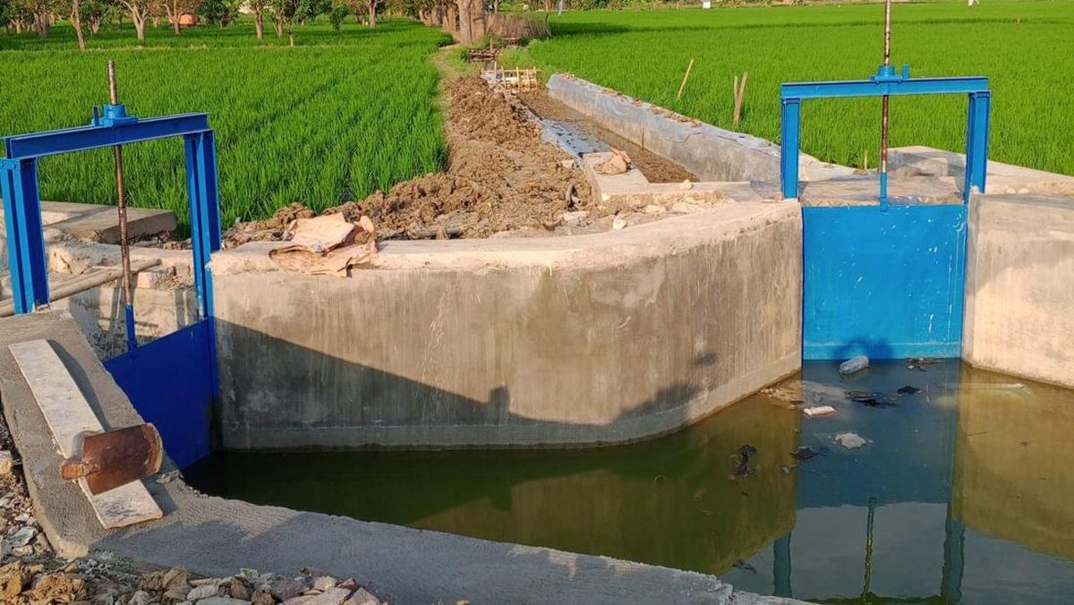 Pintu Air Sukaurip Dibenahi, Distribusi Irigasi Indramayu Kini Lebih Rapi