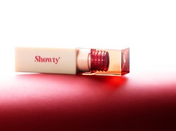 Dengarkan Kebutuhan Pelanggan, Showty Kenalkan Lip Tint Peppermint Oil