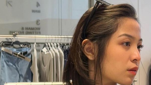 Penampilan Fresh Bernadya dengan Rambut Pendek