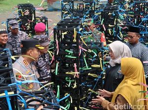 Tanam 35 Apartemen Ikan, Pantai Bimorejo Banyuwangi Siap Jadi Surga Pemancing