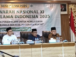 Tanggapi Aksi Pendakwah yang Nyeleneh, MUI Ikut Prihatin dan Tidak Nyaman