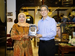 Khofifah Bertemu Menteri Urusan Muslim Singapura, Bahas Hal Ini