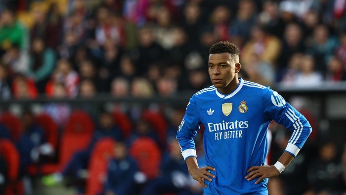 Soccer Football - LaLiga - Rayo Vallecano v Real Madrid - Campo de Futbol de Vallecas, Madrid, Spain - November 9, 2025 Real Madrids Kylian Mbappe REUTERS/Susana Vera