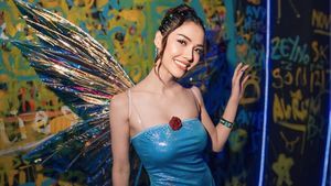 Mezty Mez Blackout Saat Latihan Padel