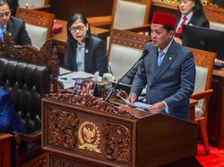 Video: Komisi III DPR Bantah Restorative Justice KUHAP Baru Jadi Alat Pemerasan