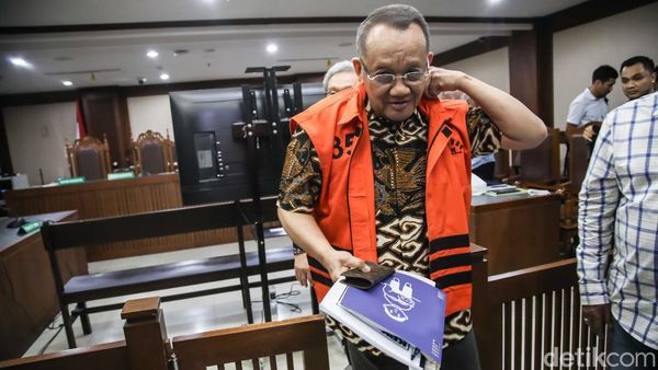 Eks Pejabat MA Nurhadi Kembali Didakwa, Jaksa Ungkap Gratifikasi Rp137 Miliar