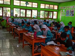 Upaya Pembiasaan Literasi di SD Sukabumi Lewat Budaya Membaca