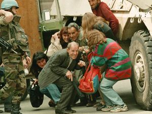 Turis Dituduh Bayar Miliaran untuk Lihat Sipil Ditembaki Saat Perang Bosnia