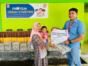 Alfamidi Salurkan Ratusan Ribu Telur untuk Tekan Stunting