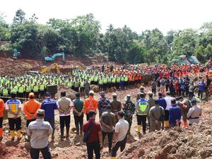 Mendagri Sampaikan Apresiasi Prabowo untuk Penanganan Longsor Cilacap