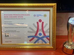 Terapkan NPSK Manajemen ASN, Kemensos Terima Penghargaan BKN Award 2025