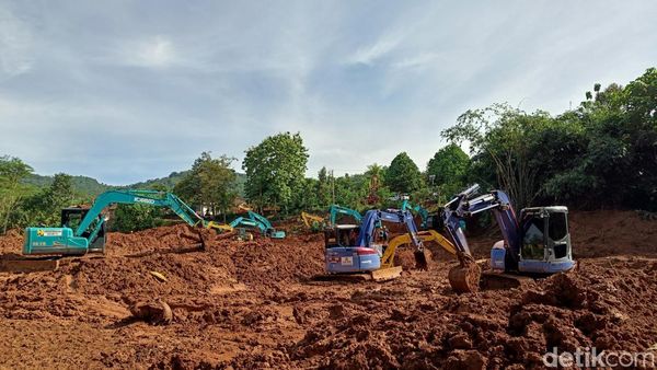 Potret Terkini Ngerinya Longsor di Cibeunying Cilacap