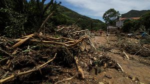 Longsor Terjang Bolivia, Rumah Hancur dan Warga Hilang