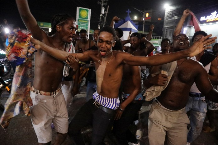Fans react after Haitis win over Nicaragua during a qualifier for the 2026 World Cup, in Port-au-Prince, Haiti, November 18, 2025. REUTERS/Egeder Pq Fildor