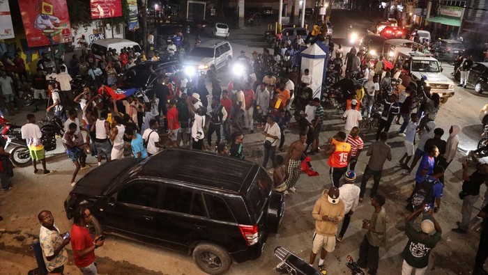 Fans react after Haiti's win over Nicaragua during a qualifier for the 2026 World Cup, in Port-au-Prince, Haiti, November 18, 2025. REUTERS/Egeder Pq Fildor