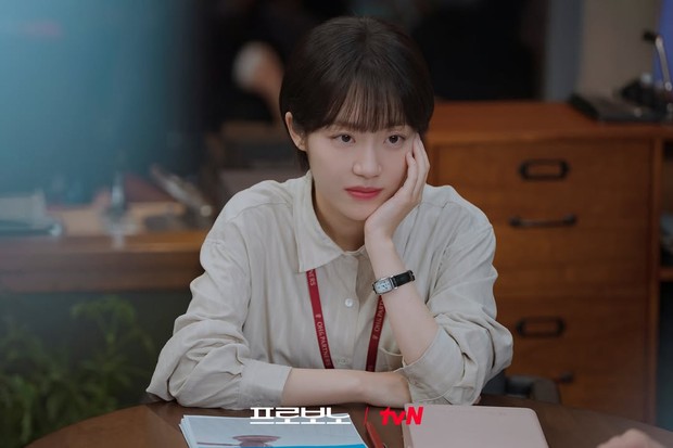 Potret So Ju Yeon dalam drama 'Pro Bono'/ Foto: instagram.com/tvn_drama So Ju Yeon akan menunjukkan sisi barunya dengan memerankan Park Ki Beum, sosok pengacara ambisius dalam menangani kasus.
