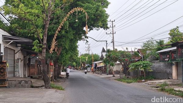 Sunyinya Mataram Saat Umat Hindu Rayakan Galungan