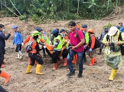 Sempat Terkendala, Tim SAR Gabungan Kembali Cari Korban Longsor Banjarnegara