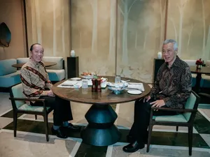 Jokowi Bertemu Eks PM Lee Hsien Loong di Singapura, Ini yang Dibahas