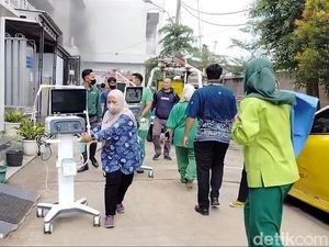 Rumah Sakit Pamanukan Subang Terbakar, Pasien Berhamburan