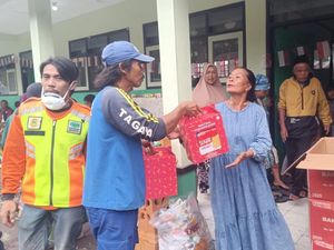 Kemensos Distribusikan 1.350 Porsi Makanan/Hari ke Korban Erupsi Semeru