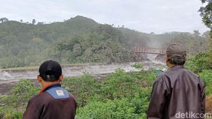 Potret Sungai Besuk Kobokan Masih Panas Usai Erupsi Semeru